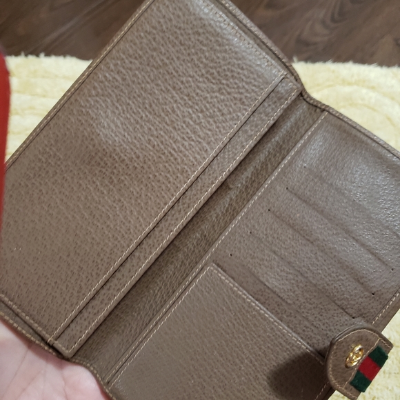 wallet - Picture 8 of 11